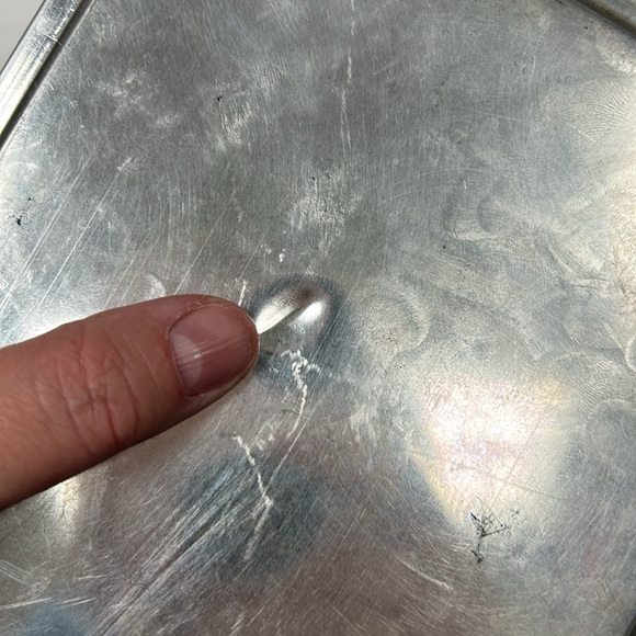 Vintage copper look  embossed ship  confectionery tin  with faux wood look - Picture 5 of 12